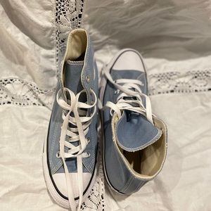 ★ C O N V E R S E ★